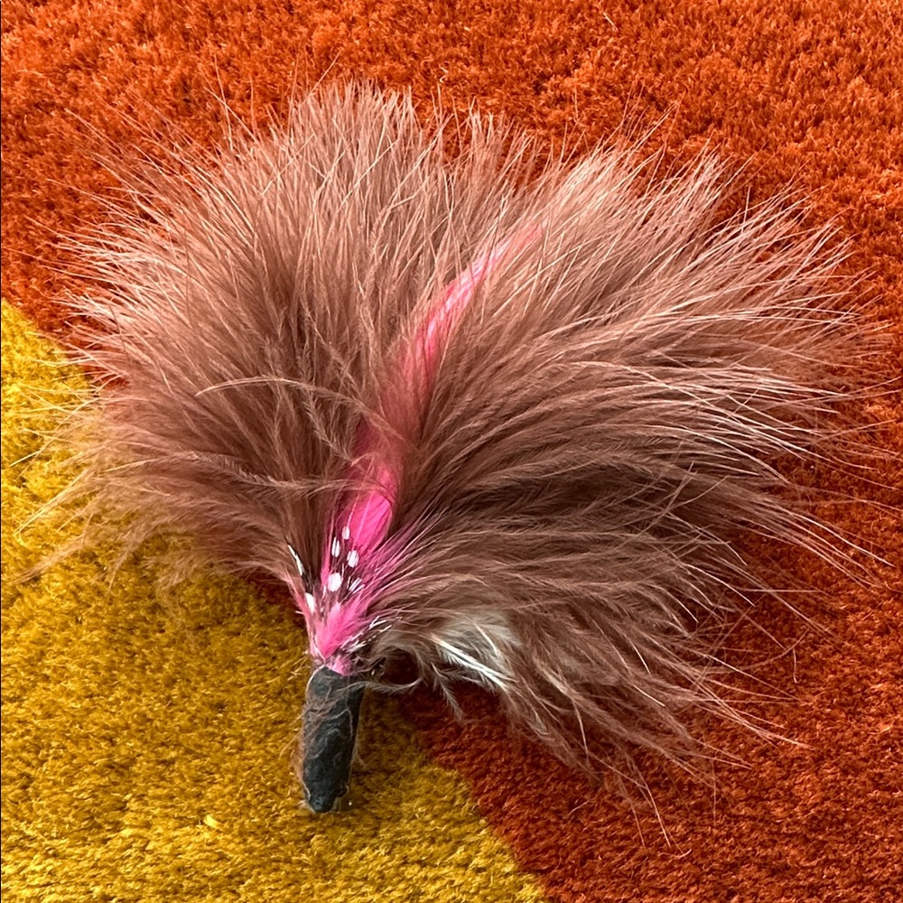 Vintage feather pin